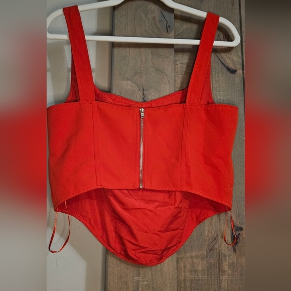 SINCERLY JULES Red Corset cropped top. Size Large NWOT - Picture 6 of 7